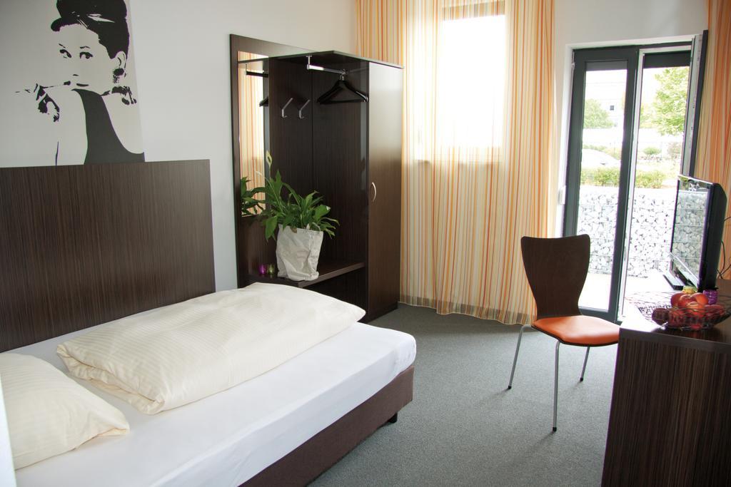 Gs Hotel Mindelheim Quarto foto
